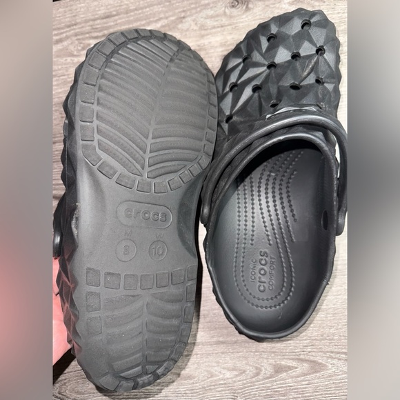 CROCS women’s sz 10/ men’s sz 8 ✨ - Picture 5 of 6